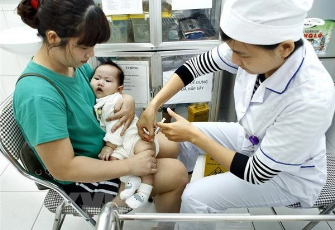 Ca mắc sởi, ho gà, thủy đậu... tăng, Bộ Y tế yêu cầu quyết liệt phòng, chống dịch dịp nghỉ lễ 30/4 và 1/5