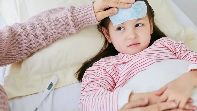 Bệnh viêm não mô cầu ở trẻ em: Nguyên nhân, triệu chứng, điều trị và cách phòng ngừa