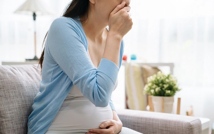 Viêm họng khi mang thai có nguy hiểm không?