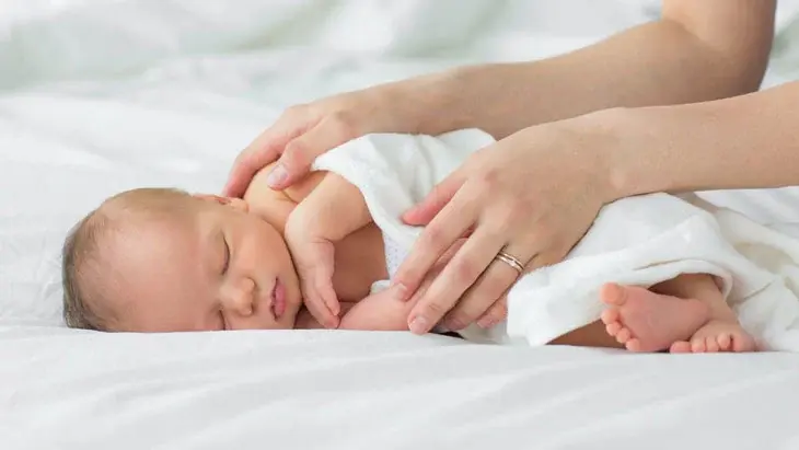 Tư thế ngủ an toàn cho trẻ sơ sinh